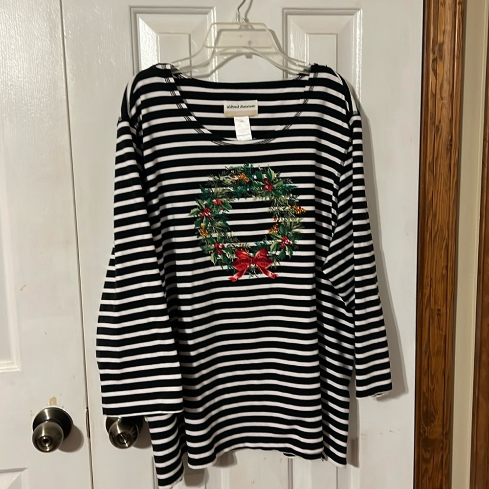 Alfred Dunner Holiday Tee casual